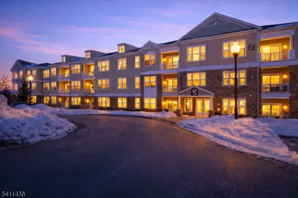 5301 Veterans Dr, Rockaway Twp., NJ 07866