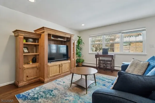 320 South St #1D, Morristown Town, NJ 07960