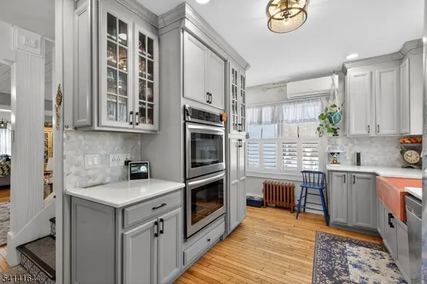 151 Beechwood Ave, Middlesex Boro, NJ 08846