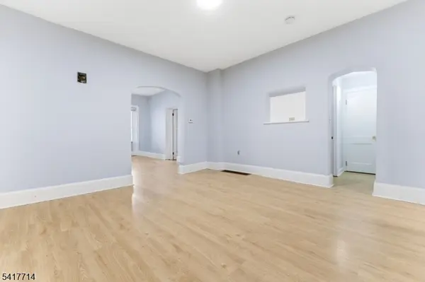 575 Memorial Pkwy, Phillipsburg Town, NJ 08865