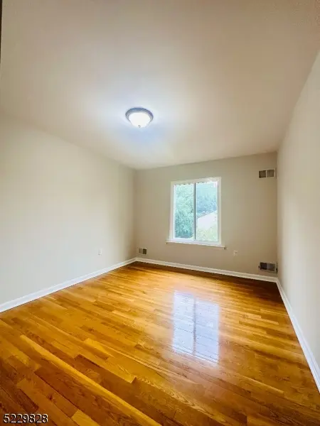 38 Park St8-G #G, Florham Park Boro, NJ 07932