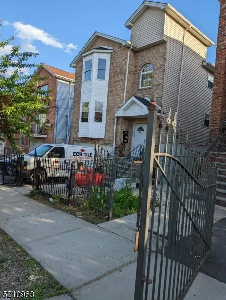 14-16 Hunter St #1, Newark City, NJ 07114