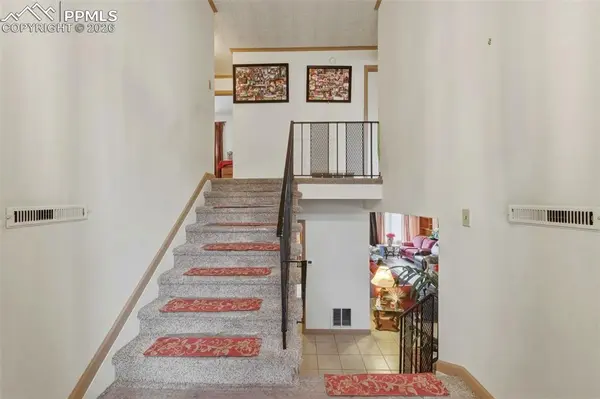 2734 Marcy AVE, Colorado Springs, CO 80910