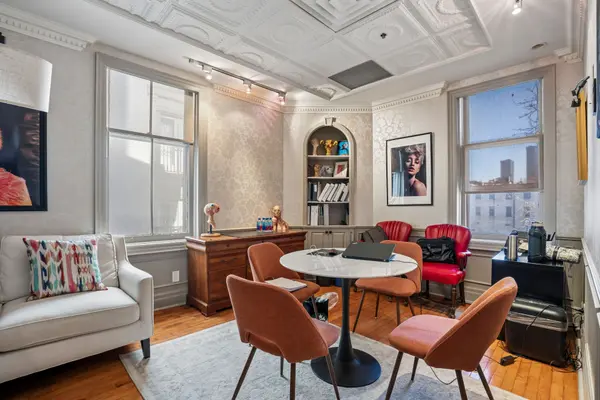 110 Lombard ST, Toronto C08, ON M5C 1M3