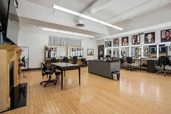 110 Lombard ST, Toronto C08, ON M5C 1M3