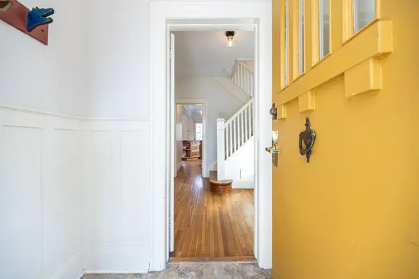 370 St Clements AVE, Toronto C04, ON M5N 1M1