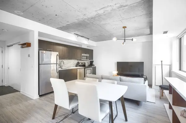 400 Wellington ST W #302, Toronto C01, ON M5V 0B5