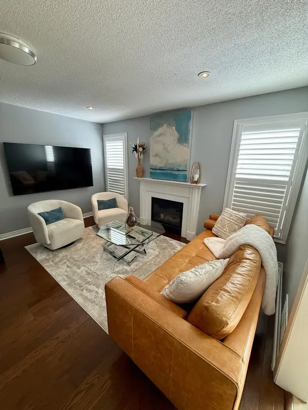 60 Batt CRES, Ajax, ON L1T 4L8