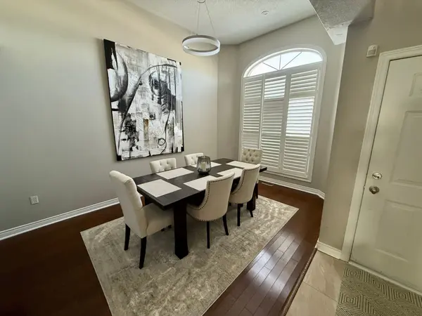 60 Batt CRES, Ajax, ON L1T 4L8