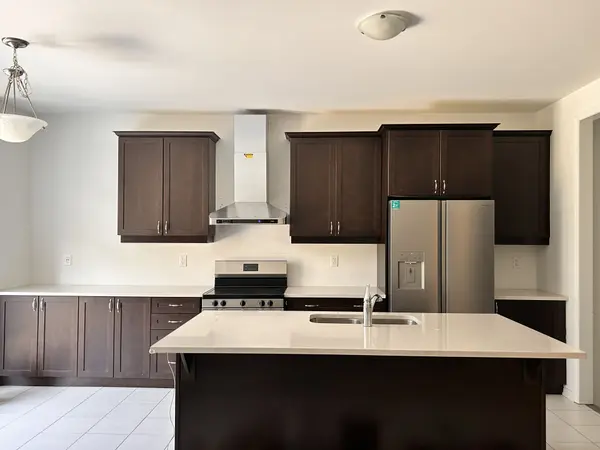 1442 Mourning dove LN, Pickering, ON L1X 0N8