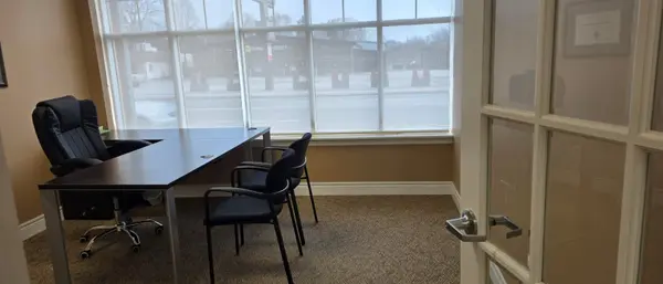 400 Dundas ST #G - T4 Room 2, Whitby, ON L1N 0K1