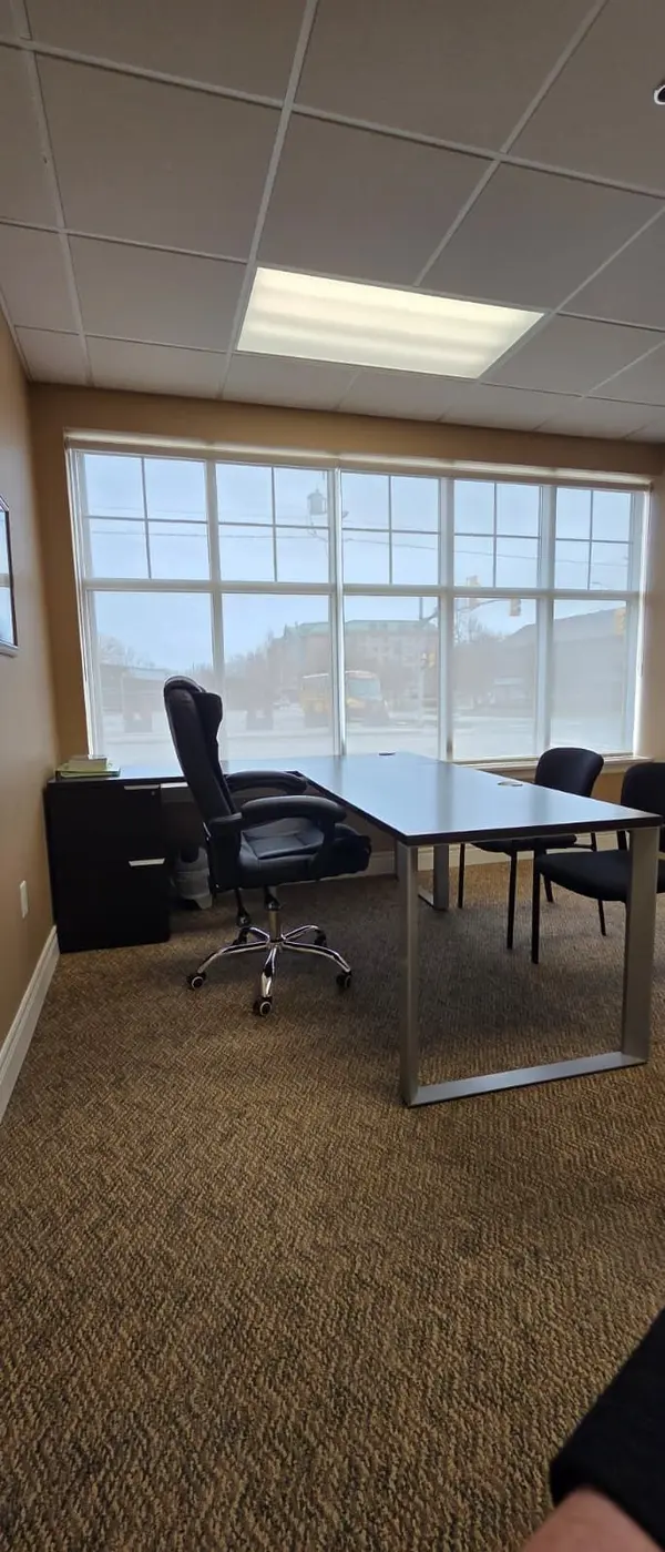 400 Dundas ST #G - T4 Room 2, Whitby, ON L1N 0K1