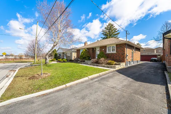 45 Andrew AVE, Toronto E08, ON M1M 3H1