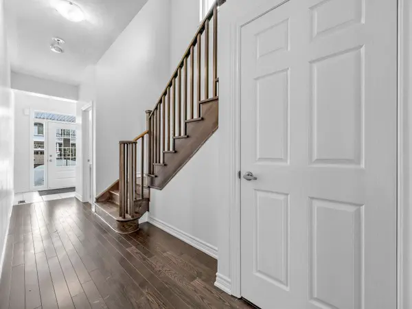 1222 Shankel RD N, Oshawa, ON L1K 3G2