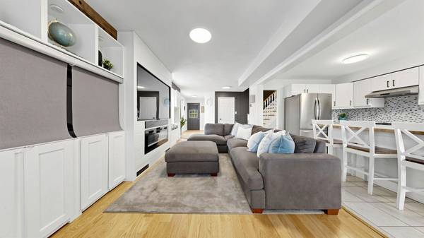 100 Madden PL, Clarington, ON L1C 5K3