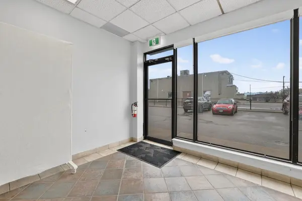 15 Harwood AVE S, Ajax, ON L1S 2B9