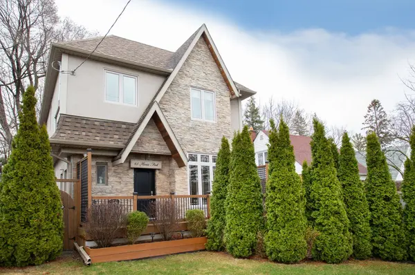 45 Harris Park DR, Toronto E04, ON M1L 3A5