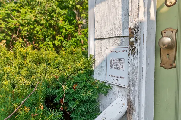 117 Lucas ST, Richmond Hill, ON L4C 4P4