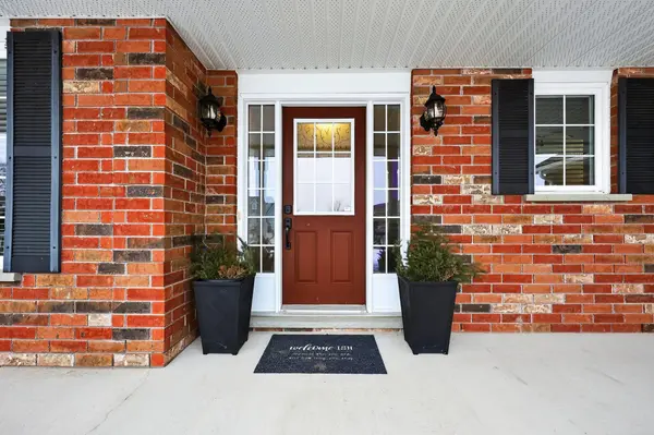 60 O'neill CIR, Springwater, ON L0L 2K0