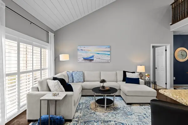 3321 Beach Club BLVD, Severn, ON L3V 0E1