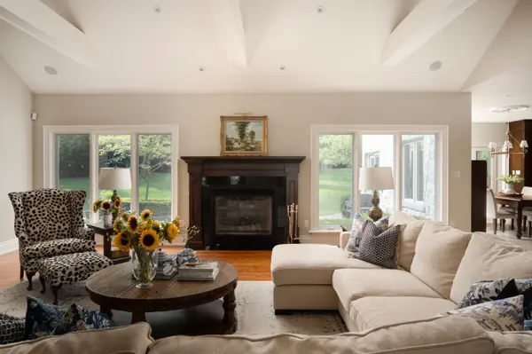 84 Kennedy RD, Caledon, ON L7C 2A7