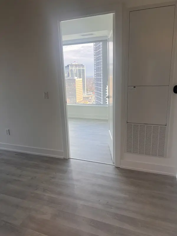 60 Central Park Roadway N/A #1904, Toronto W08, ON M9A 0E6