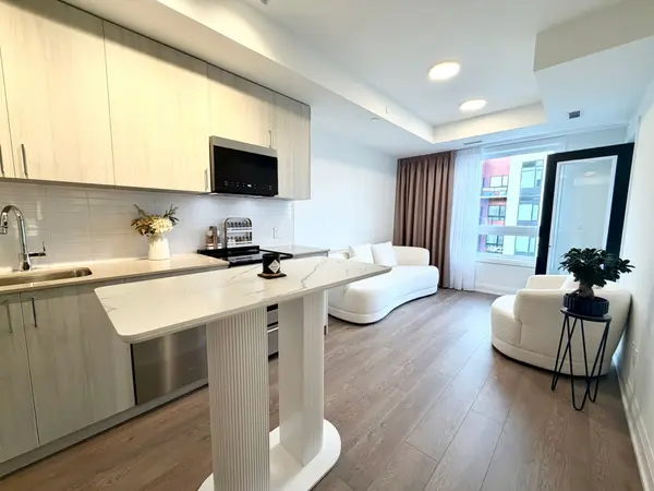 3250 Carding Mill TRL #425, Oakville, ON L6M 1L3