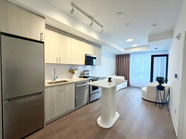 3250 Carding Mill TRL #425, Oakville, ON L6M 1L3