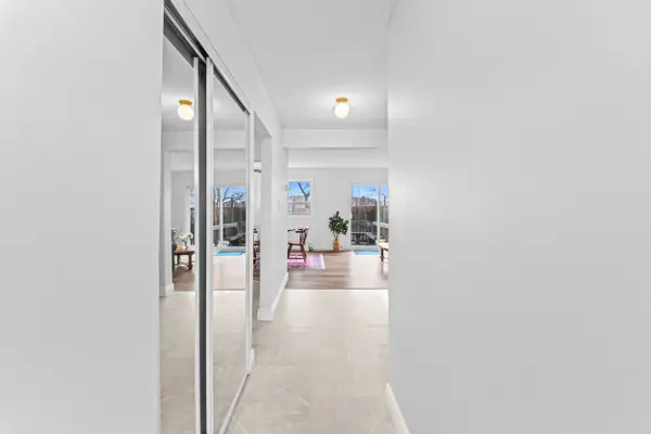 13 Gold Pine CT, Brampton, ON L6S 2K6