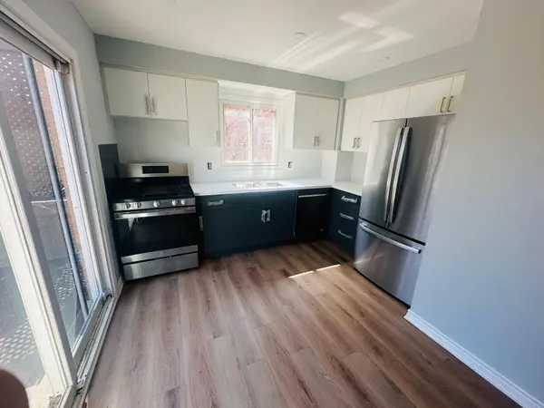 1078 Glenbrook AVE, Oakville, ON L6H 4A3