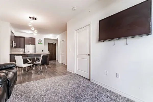 349 Rathburn Road West RD S #710, Mississauga, ON L5B 0G9