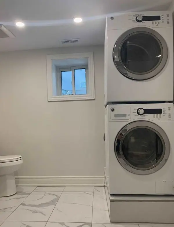 75 Eileen AVE #Bsmt, Toronto W03, ON M6N 1V8