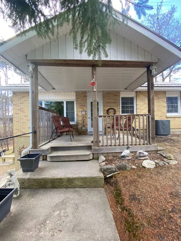 40 Zion RD, Quinte West, ON K0K 2C0