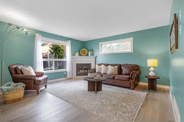 739 Butternut AVE, Waterloo, ON N2V 2M3