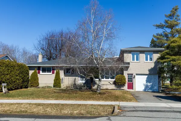 66 Fifth ST E, South Dundas, ON K0C 1X0