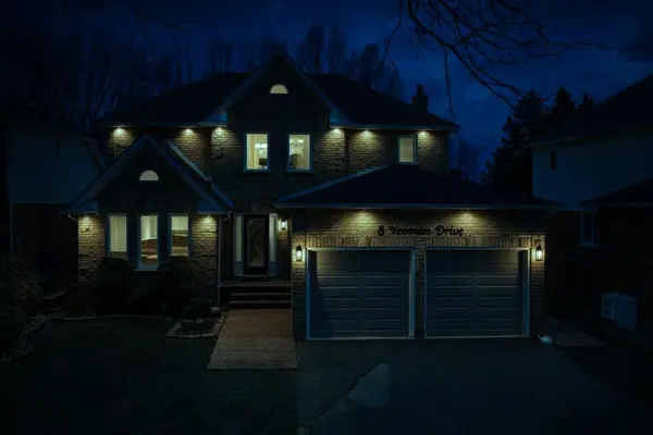 8 Yeoman DR, Brantford, ON N3R 7S8