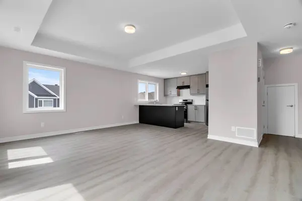 810 Parnian Private, Barrhaven, ON K2J 7K6