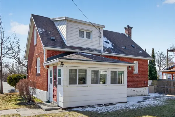 591 Churchill AVE N, Westboro - Hampton Park, ON K1Z 5E6