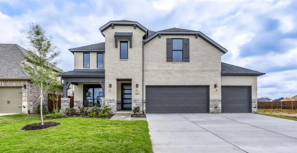 807 Open Range Drive, Mansfield, TX 76063