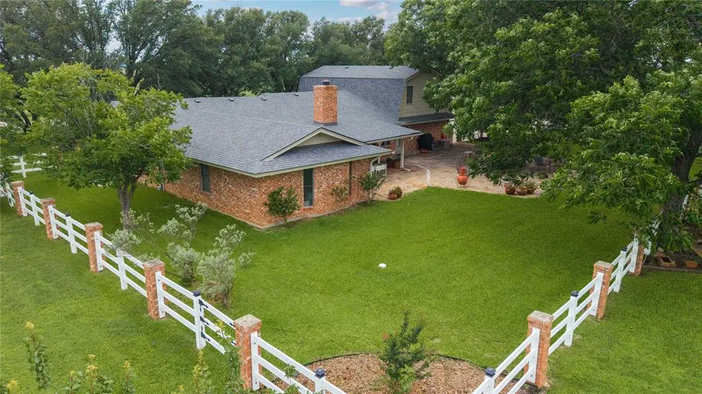 4700 Oak Ridge Drive, Brownwood, TX 76801