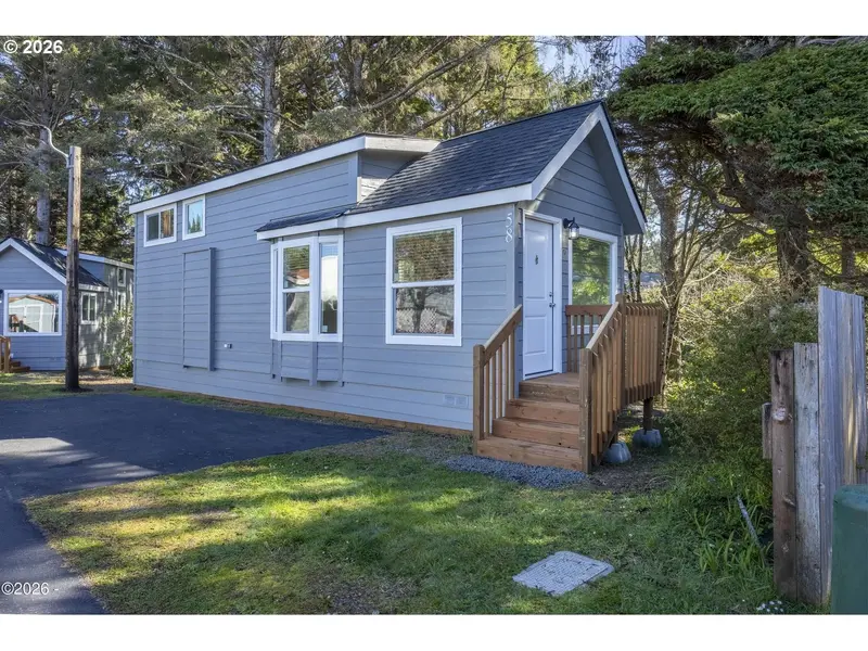 4875 N Hwy 101 #58, Depoe Bay, OR 97341