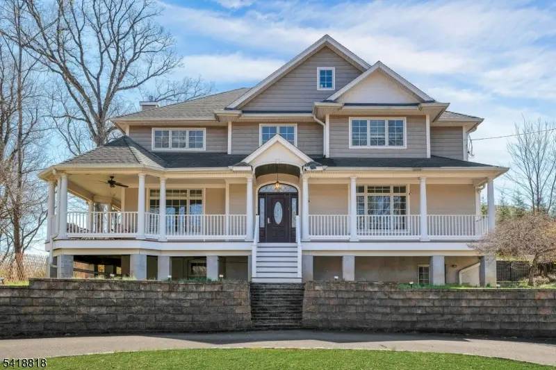 26 Sunset Rd, Livingston Twp., NJ 07039