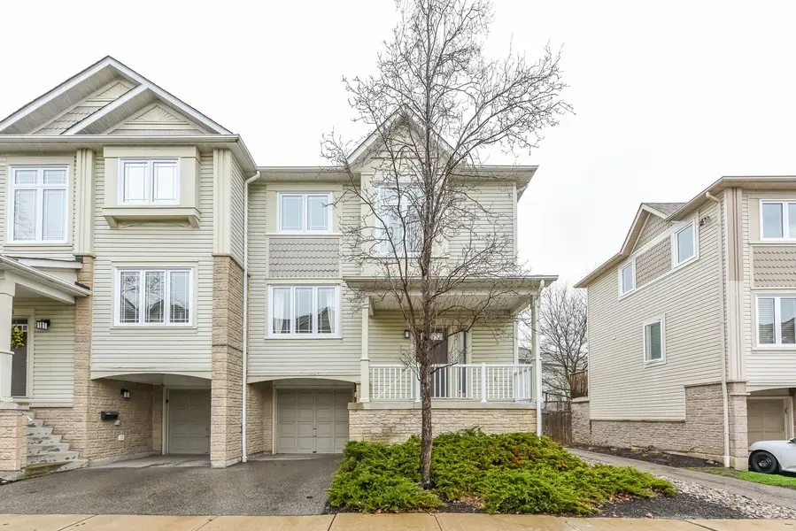 7105 Branigan Gate #72, Mississauga, ON L5N 7S2