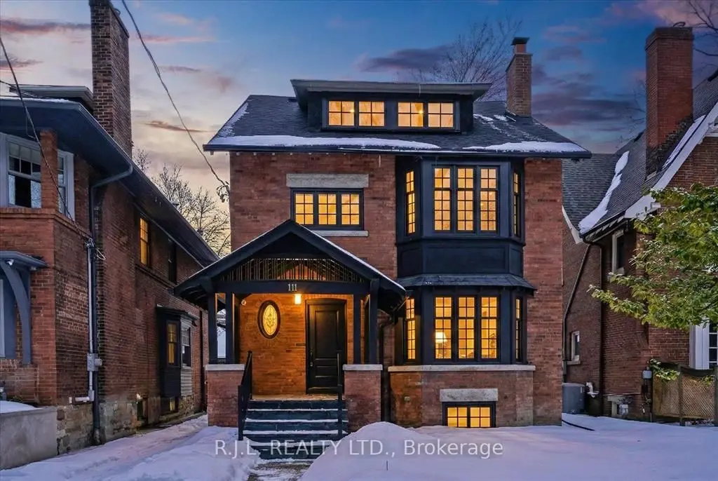 111 Roxborough DR, Toronto C09, ON M4W 1X5