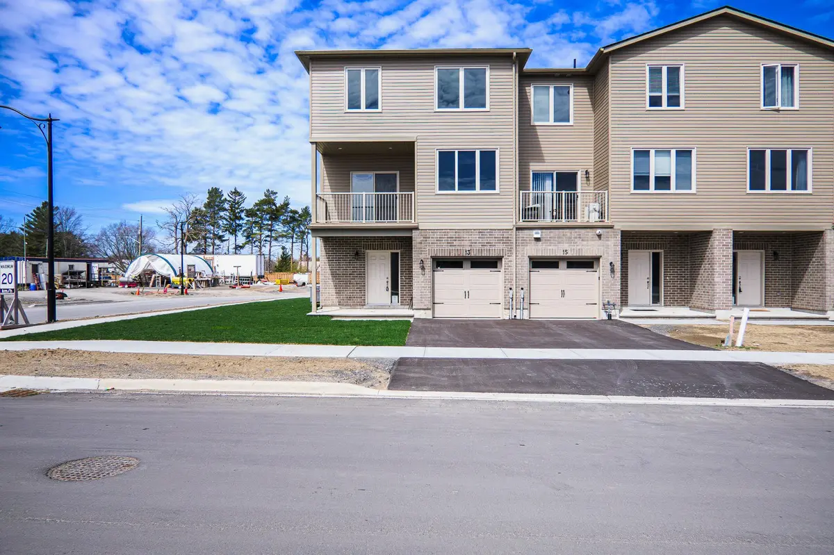 13 Markland AVE, Prince Edward County, ON K0K 2T0