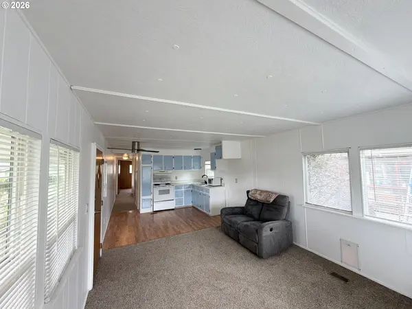 16345 GROOTENDORST LN #2, Brookings, OR 97415