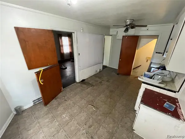 19408 Goulburn ST, Detroit, MI 48205