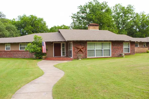 9137 Highway 67 #377, Comanche, TX 76442