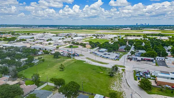 730 S Cherry Lane, White Settlement, TX 76108