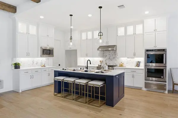 8288 Western, The Colony, TX 75056